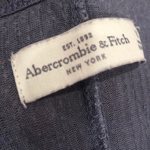 Abercrombie & Finch top - Picture 2 of 3